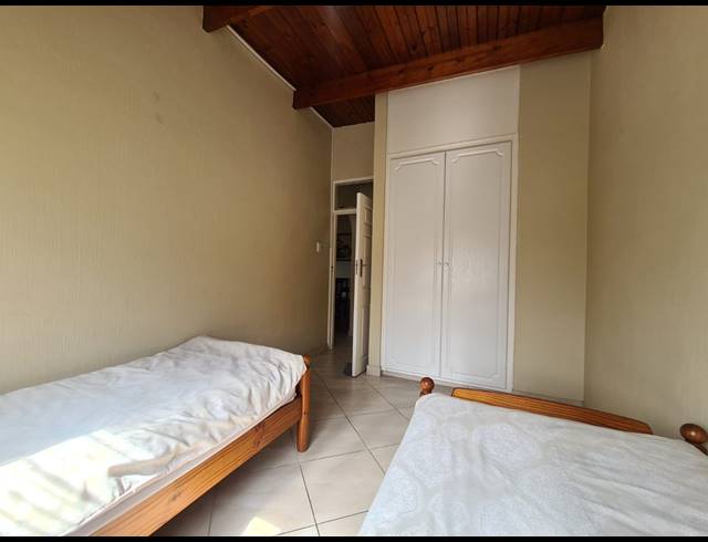 3 BEDROOM FLAT FOR SALE IN WILLARD BEACH